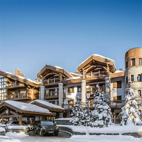 Luxury Hotel Spa Courchevel .